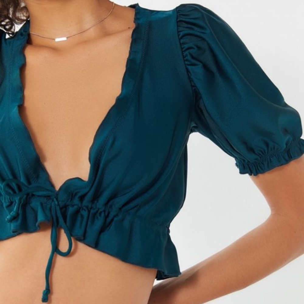 crop top